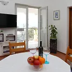 Apartment Mari *